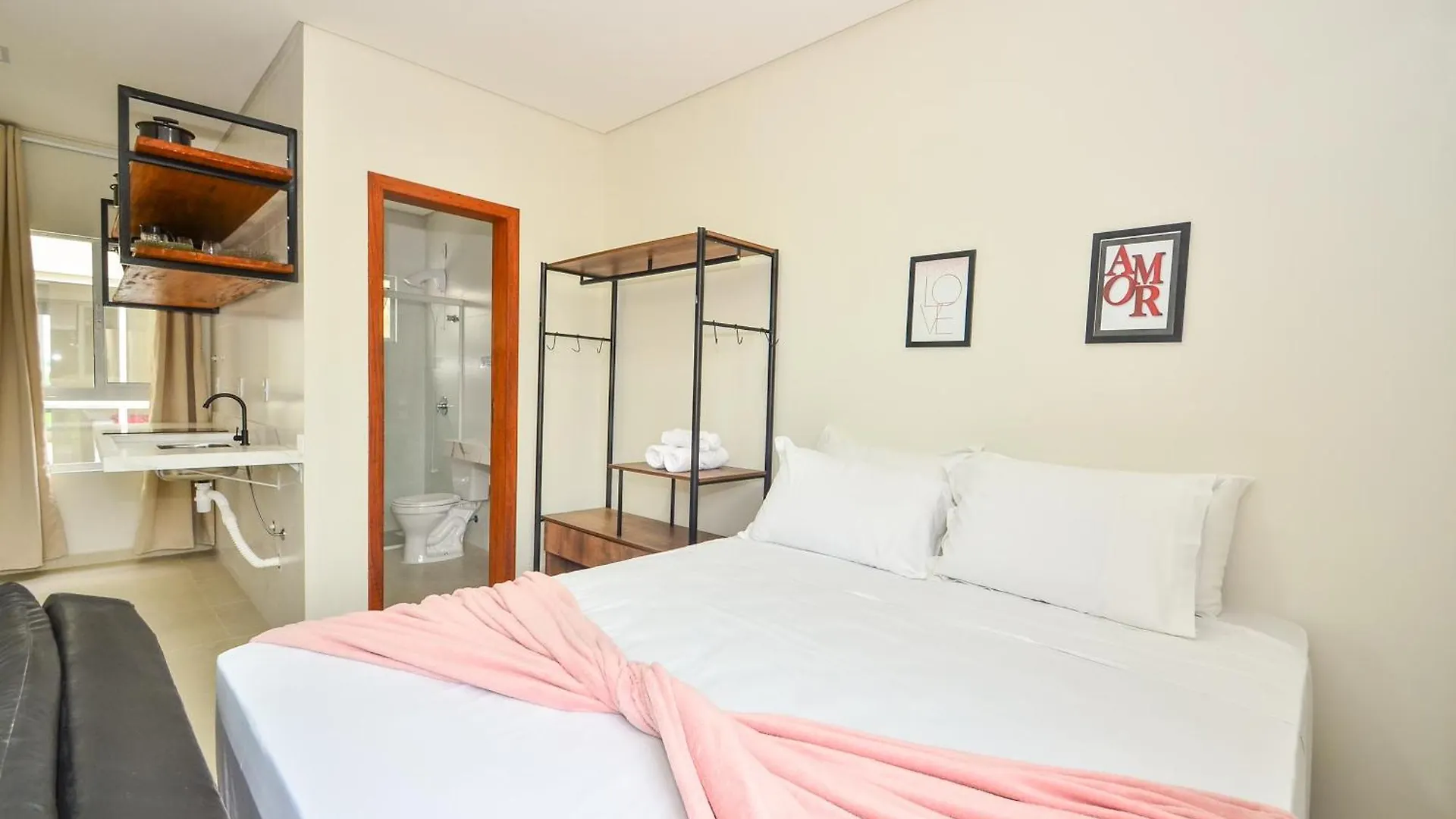 Florianópolis Inhome: Estudio Superior4, Style No Campeche N1595