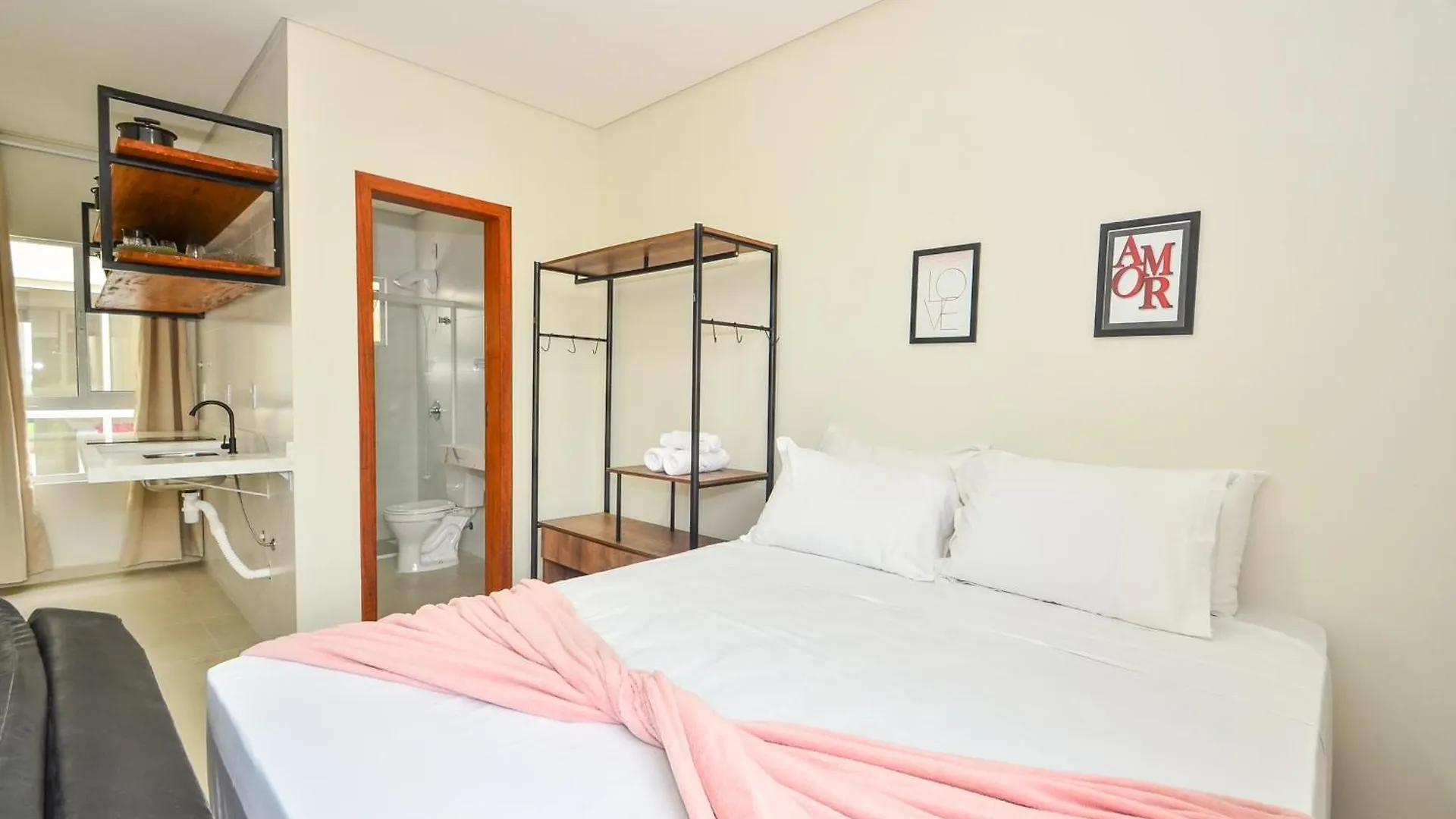 דירה Florianópolis Inhome: Estudio Superior4, Style No Campeche N1595